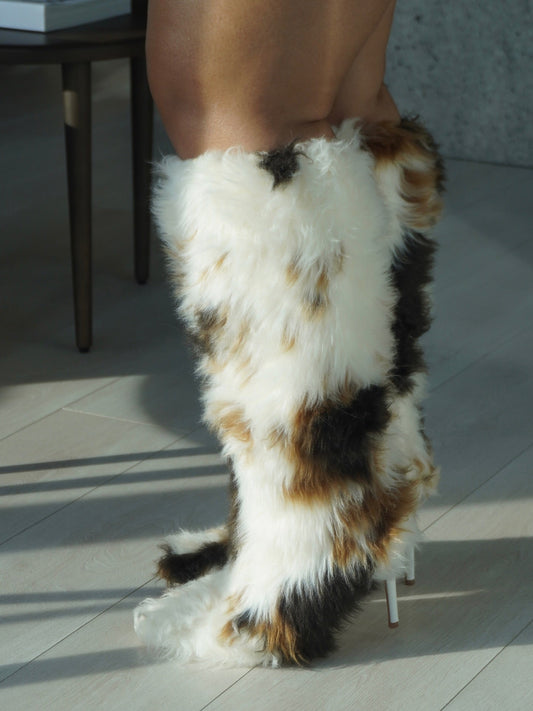 Milk-patterned Fur Boots