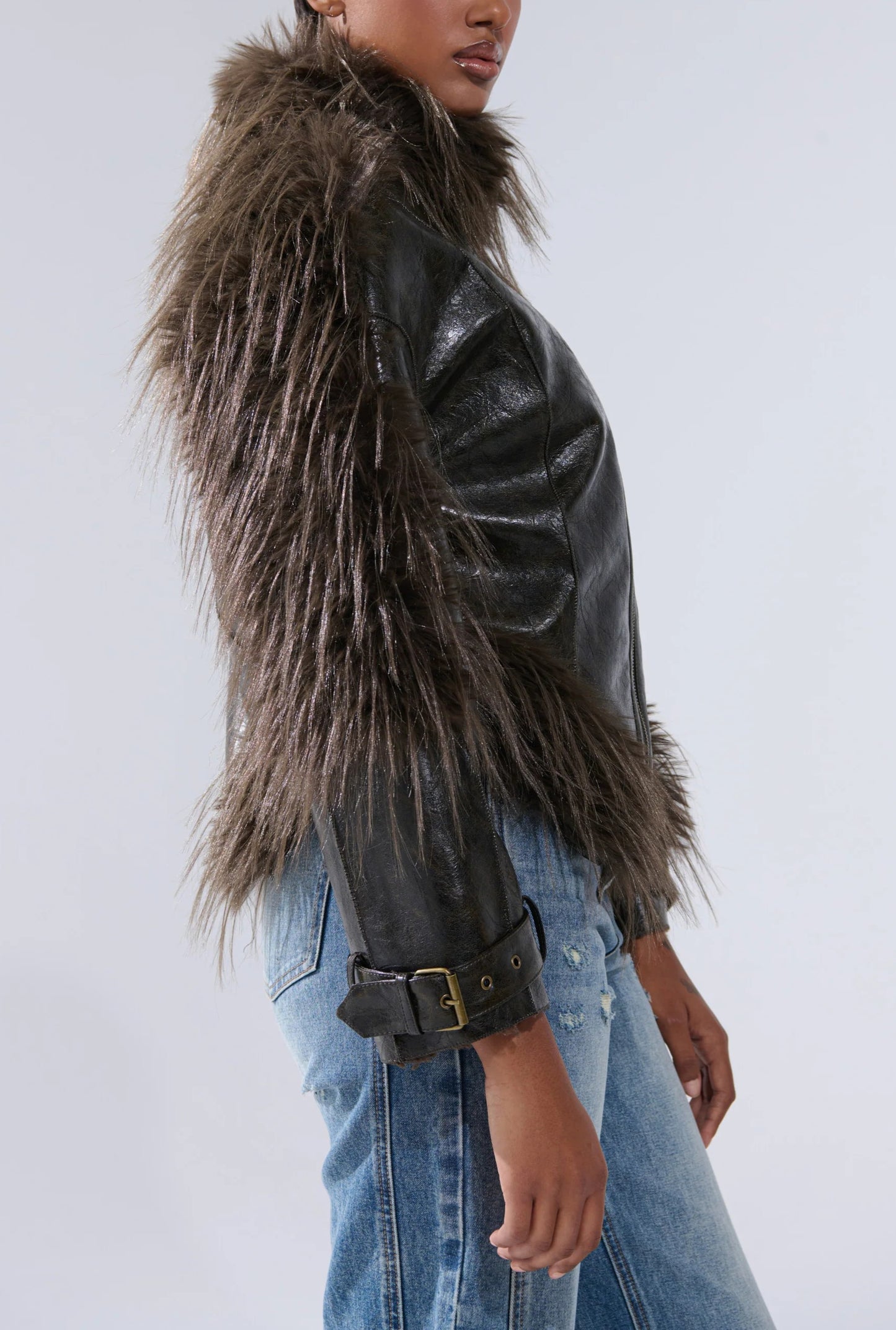 Leather Jacket With Fur Trim And Tassels（Free shipping）