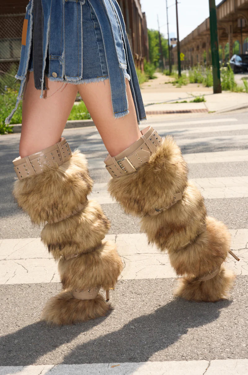 Brown Fur And Buckle Boots